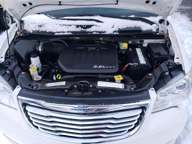 Photo 11 from auction – 2011 CHRYSLER TOWN & COU with VIN 2A4RR6DG4BR780420