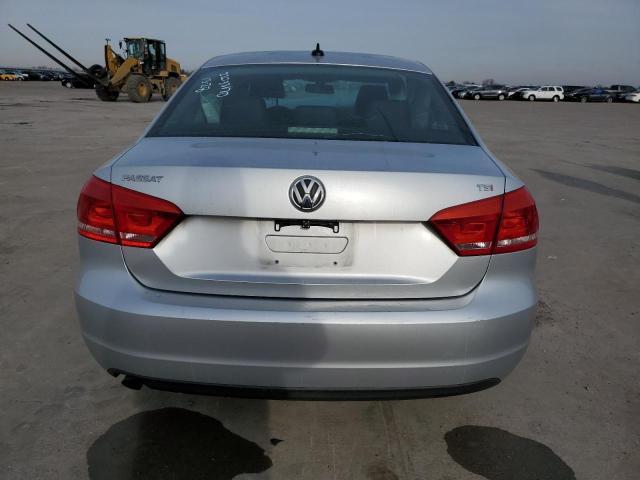 Photo 6 from auction – 2015 VOLKSWAGEN PASSAT S with VIN 1VWAS7A32FC063279