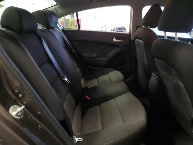 Photo 10 from auction – 2017 KIA FORTE LX with VIN 3KPFK4A79HE060451