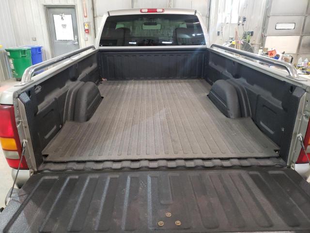 Photo 10 from auction – 1999 CHEVROLET SILVERADO with VIN 1GCEK14T1XE151730