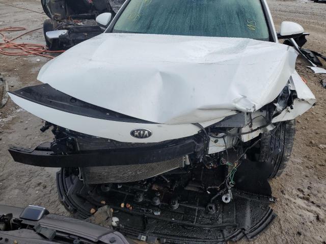 Photo 11 from auction – 2016 KIA OPTIMA EX with VIN 5XXGU4L34GG087653