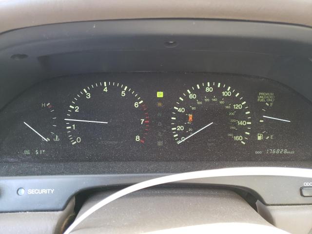 Photo 9 from auction – 1994 LEXUS LS 400 with VIN JT8UF11E0R0214496