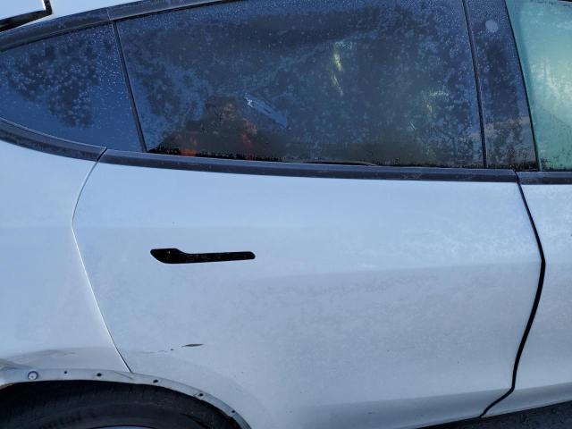 Photo 10 from auction – 2020 TESLA MODEL Y with VIN 5YJYGDEE1LF047943