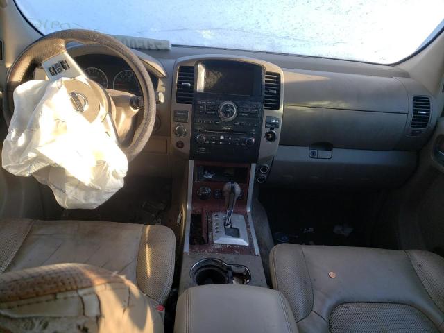 Photo 8 from auction – 2010 NISSAN PATHFINDER with VIN 5N1AR1NB7AC612041