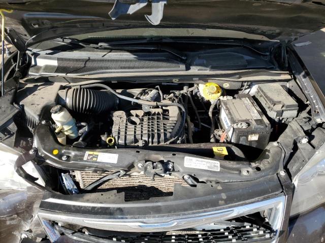 Photo 12 from auction – 2016 CHRYSLER TOWN & COU with VIN 2C4RC1BG8GR103827