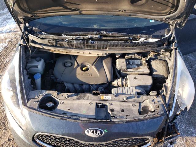 Photo 11 from auction – 2014 KIA RONDO with VIN KNAHT8A31E7048250