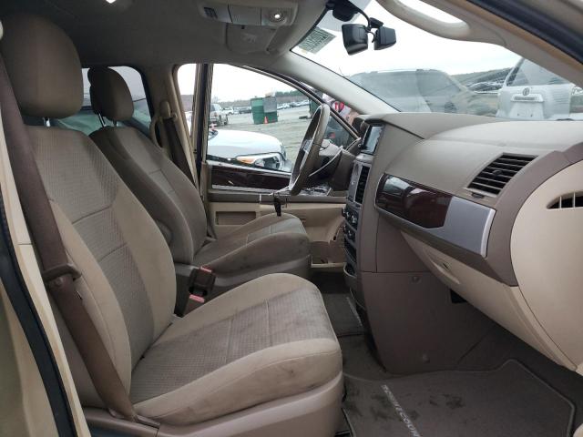 Photo 7 from auction – 2010 CHRYSLER TOWN & COU with VIN 2A4RR5D15AR415698