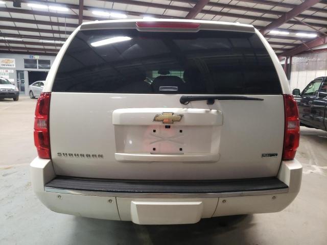 Photo 6 from auction – 2010 CHEVROLET SUBURBAN K with VIN 1GNUKKE30AR284292