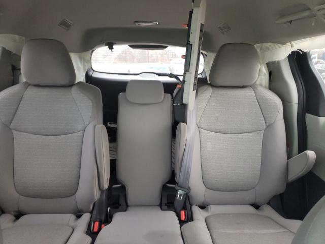Photo 10 from auction – 2021 TOYOTA SIENNA LE with VIN 5TDKRKEC0MS016845
