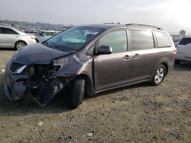 Photo 1 from auction – 2013 TOYOTA SIENNA LE with VIN 5TDKK3DC9DS356989