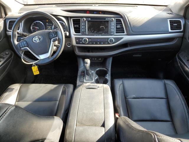 Photo 8 from auction – 2019 TOYOTA HIGHLANDER with VIN 5TDKZRFH3KS561910