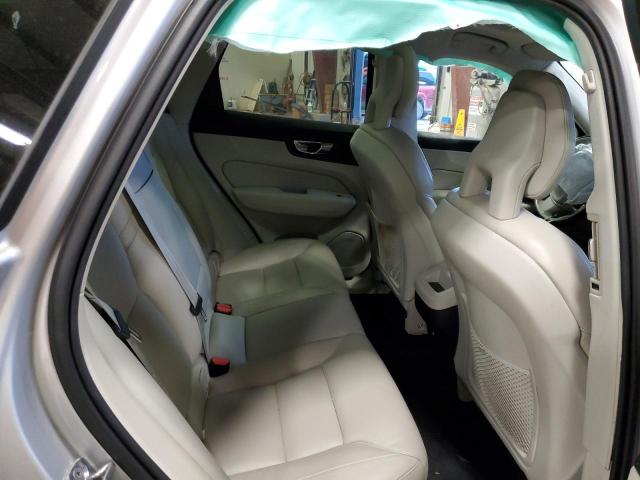 Photo 11 from auction – 2018 VOLVO XC60 T5 with VIN LYV102RK2JB086629