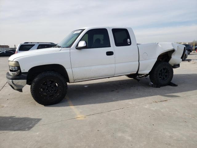 CHEVROLET SILVERADO 2000 with VIN 1GCEC19V2YZ172099 - Photo from auction