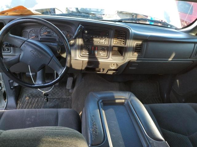 Photo 8 from auction – 2005 CHEVROLET SILVERADO with VIN 2GCEC19V451372440