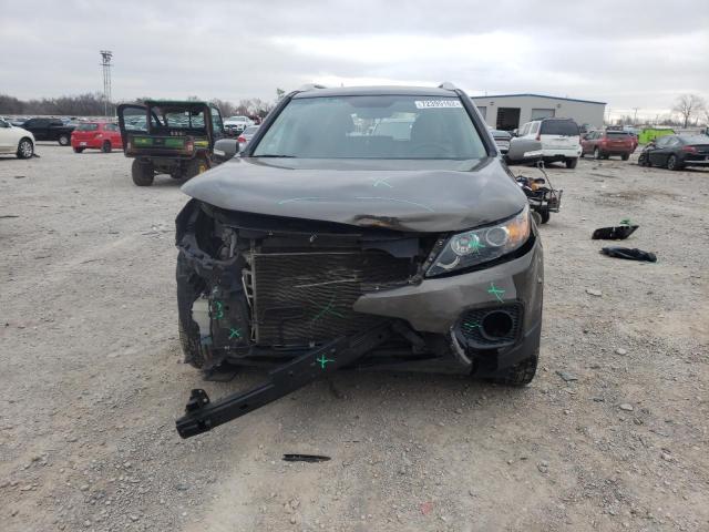 Photo 5 from auction – 2013 KIA SORENTO EX with VIN 5XYKUDA63DG326348