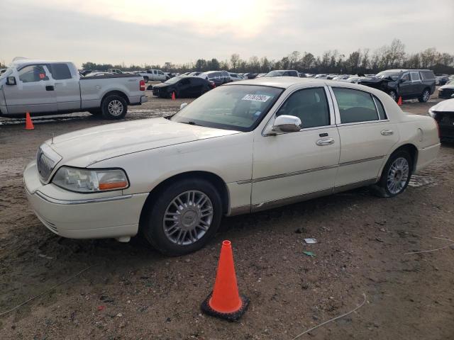 LINCOLN TOWN CAR S 2007 with VIN 1LNHM82V07Y613113 - Photo from auction