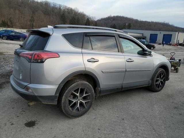 Photo 3 from auction – 2017 TOYOTA RAV4 SE with VIN 2T3JFREV8HW676747