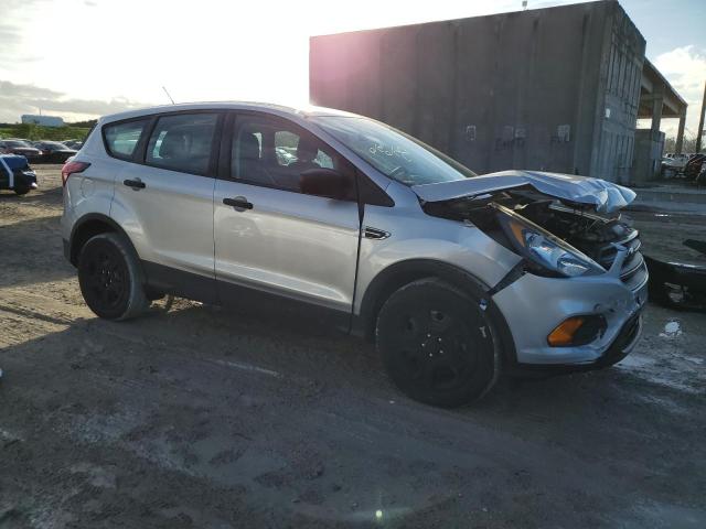 Photo 4 from auction – 2019 FORD ESCAPE S with VIN 1FMCU0F73KUA67964