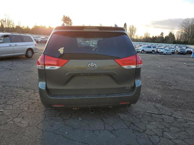 Photo 6 from auction – 2014 TOYOTA SIENNA XLE with VIN 5TDYK3DCXES452335