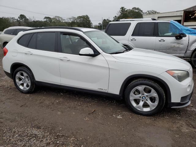 Photo 4 from auction – 2015 BMW X1 SDRIVE2 with VIN WBAVM1C53FVW57357