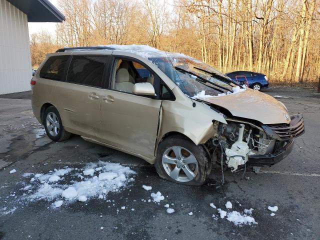 Photo 4 from auction – 2011 TOYOTA SIENNA LE with VIN 5TDKK3DC6BS070157