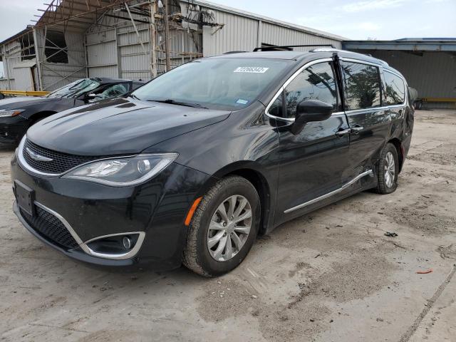 CHRYSLER PACIFICA T 2018 with VIN 2C4RC1BG3JR192861 - Photo from auction