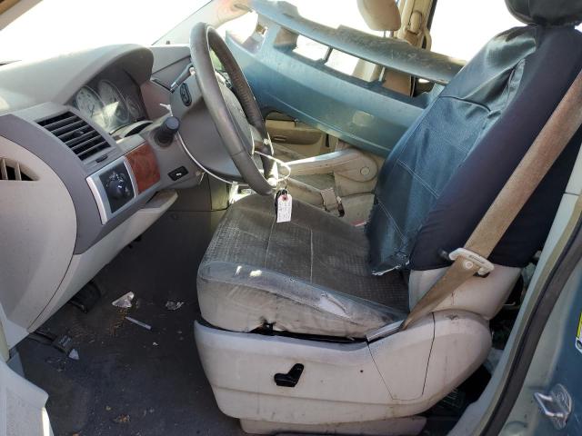 Photo 7 from auction – 2008 CHRYSLER TOWN & COU with VIN 2A8HR54P58R127706
