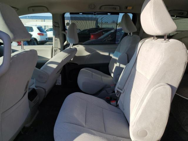Photo 11 from auction – 2016 TOYOTA SIENNA LE with VIN 5TDKK3DC9GS697328