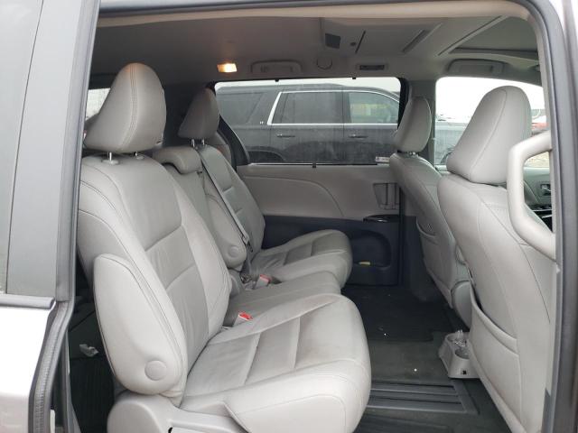 Photo 11 from auction – 2016 TOYOTA SIENNA XLE with VIN 5TDYK3DC1GS727545