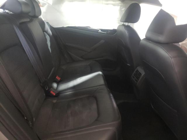 Photo 10 from auction – 2014 VOLKSWAGEN PASSAT SEL with VIN 1VWCN7A31EC024682