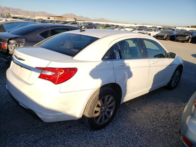 Photo 3 from auction – 2013 CHRYSLER 200 TOURIN with VIN 1C3CCBBB5DN738971