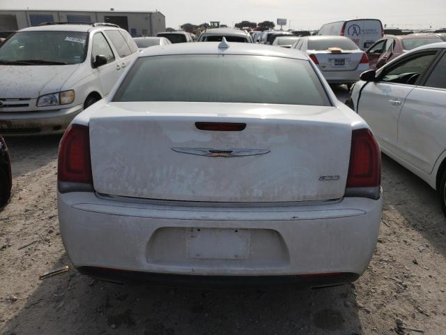 Photo 6 from auction – 2018 CHRYSLER 300 TOURIN with VIN 2C3CCAAG2JH320198
