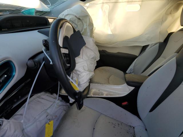 Photo 7 from auction – 2017 TOYOTA PRIUS PRIM with VIN JTDKARFP1H3037485