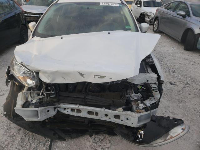 Photo 11 from auction – 2014 FORD FOCUS SE with VIN 1FADP3F21EL336906