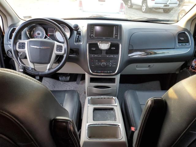 Photo 8 from auction – 2016 CHRYSLER TOWN & COU with VIN 2C4RC1BG6GR246520