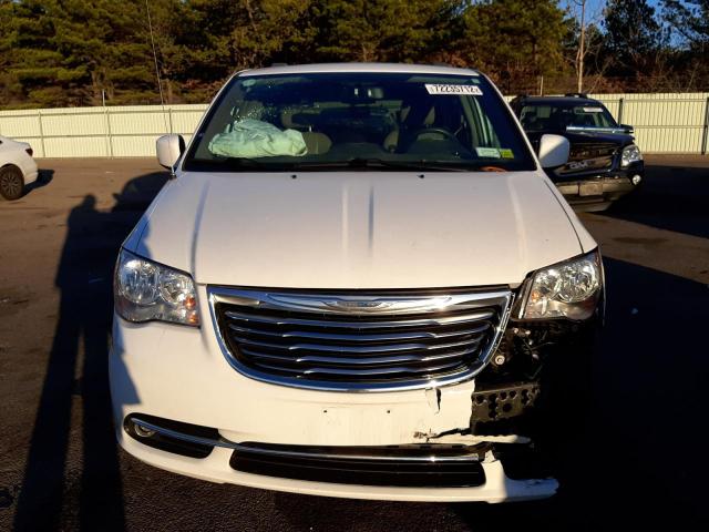 Photo 5 from auction – 2016 CHRYSLER TOWN & COU with VIN 2C4RC1BG1GR132960