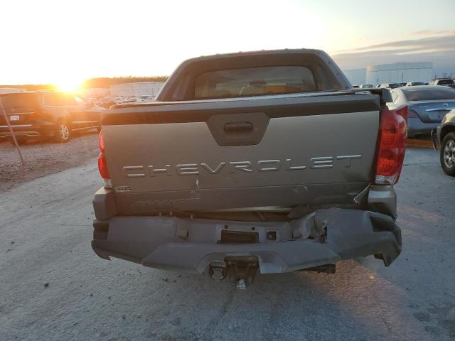 Photo 6 from auction – 2002 CHEVROLET AVALANCHE with VIN 3GNEC13T82G152123