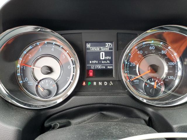 Photo 9 from auction – 2015 CHRYSLER TOWN & COU with VIN 2C4RC1BG6FR730637