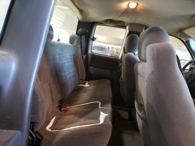 Photo 10 from auction – 2005 CHEVROLET SILVERADO with VIN 1GCEC19VX5Z233405