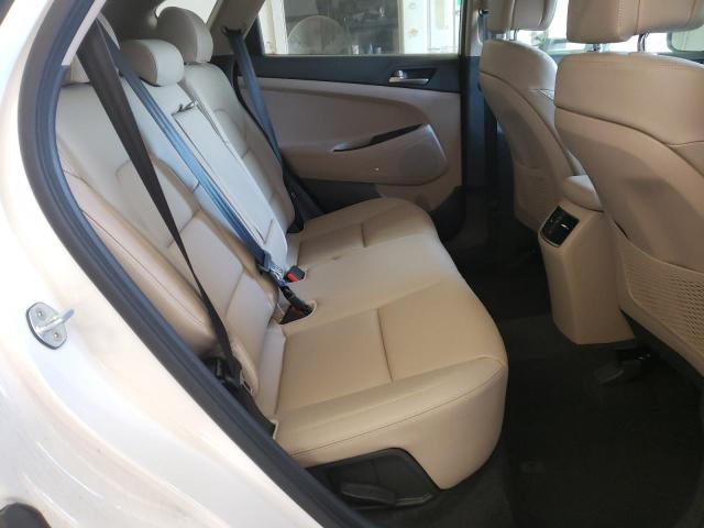 Photo 11 from auction – 2018 HYUNDAI TUCSON SEL with VIN KM8J3CA41JU769806