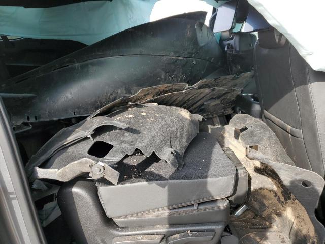 Photo 11 from auction – 2021 CHEVROLET SUBURBAN C with VIN 1GNSCGKL2MR135277
