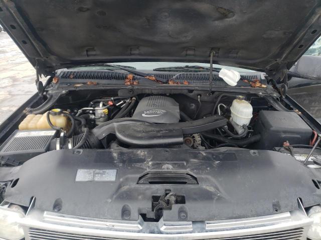Photo 11 from auction – 2004 CHEVROLET SUBURBAN K with VIN 3GNFK16Z24G297913
