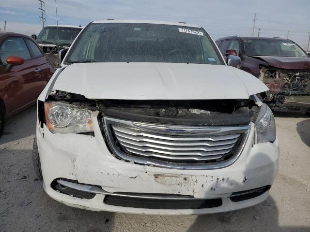 Photo 5 from auction – 2016 CHRYSLER TOWN & COU with VIN 2C4RC1CG2GR191305