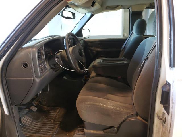 Photo 7 from auction – 2005 CHEVROLET SILVERADO with VIN 1GCEC19VX5Z233405