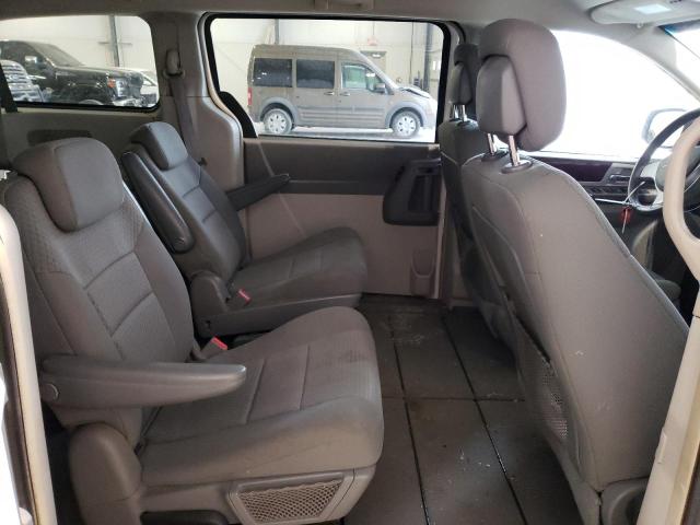 Photo 11 from auction – 2010 CHRYSLER TOWN & COU with VIN 2A4RR5D18AR369624