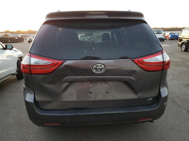 Photo 6 from auction – 2017 TOYOTA SIENNA LE with VIN 5TDKZ3DC7HS844629
