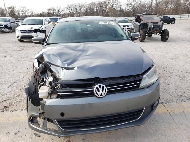 Photo 5 from auction – 2013 VOLKSWAGEN JETTA SEL with VIN 3VWLX7AJ4DM366133