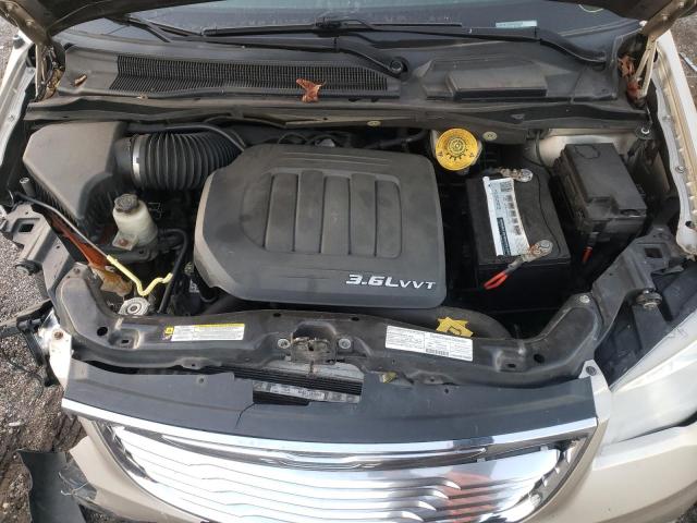 Photo 12 from auction – 2014 CHRYSLER TOWN & COU with VIN 2C4RC1CG1ER165839