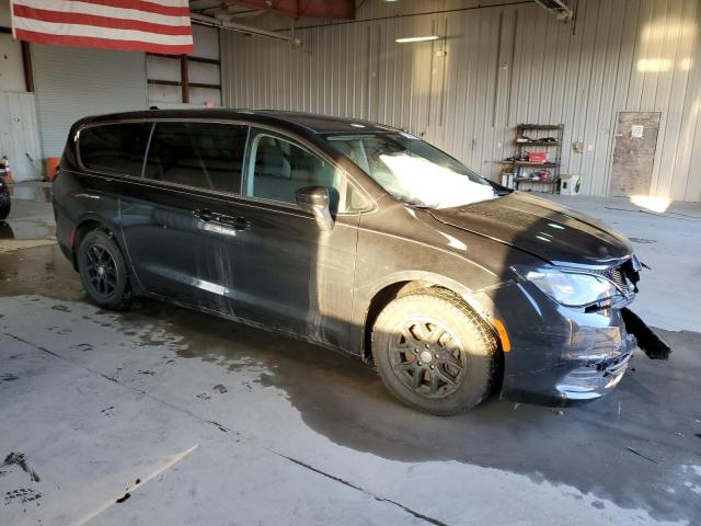 Photo 4 from auction – 2017 CHRYSLER PACIFICA L with VIN 2C4RC1CG2HR657347