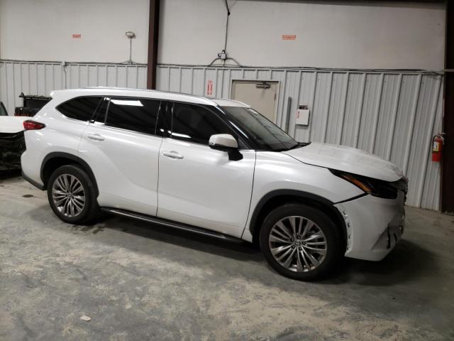 Photo 4 from auction – 2022 TOYOTA HIGHLANDER with VIN 5TDFZRAH0NS095608